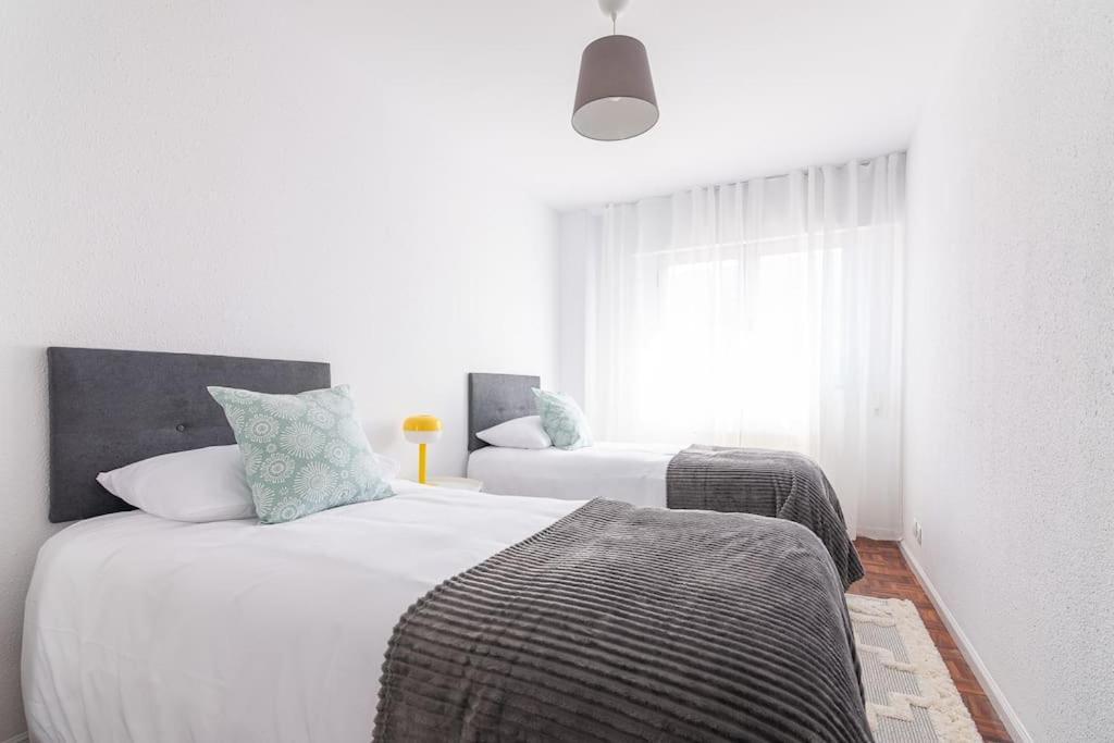San Roman Apartment With Private Parking Santander Exterior foto